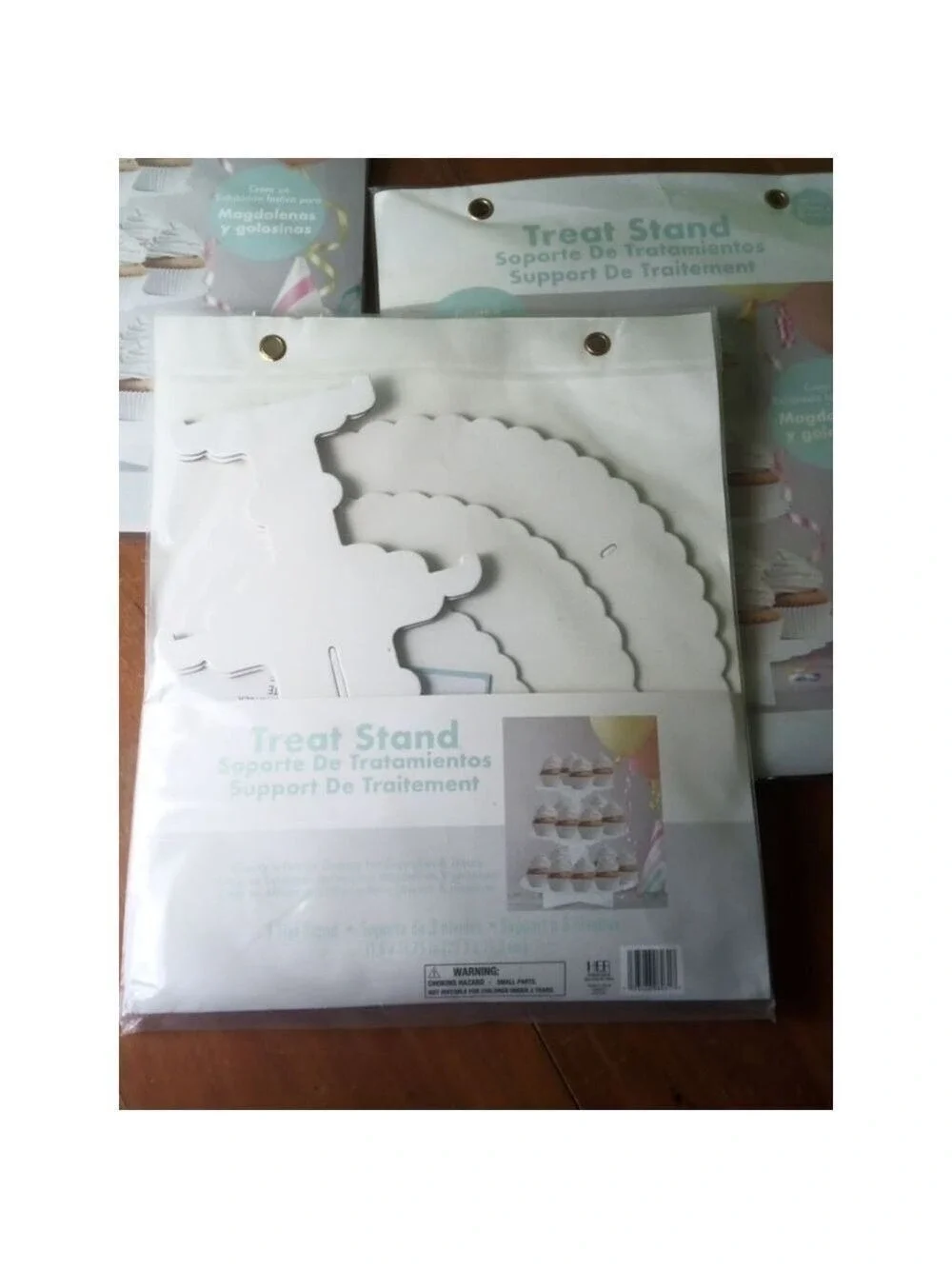 White 3 Tier Treat Stand, set of 3, 11.5